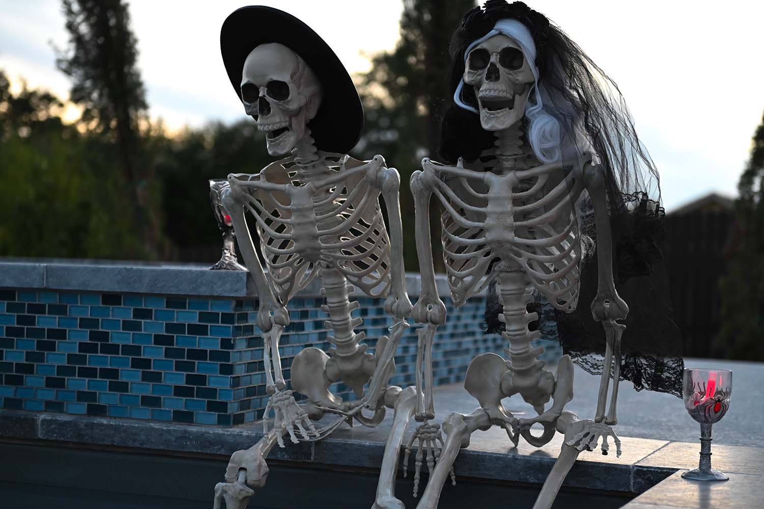Decorate fiberglass swimming pool for Halloween