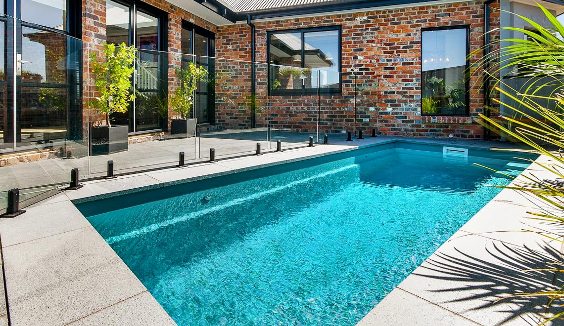 Leisure Pools Esprit composite swimming pool