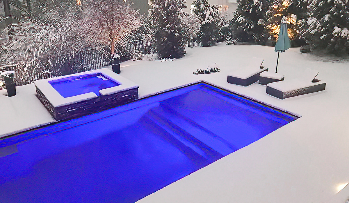 Leisure Pools fiberglass pool during cold weather