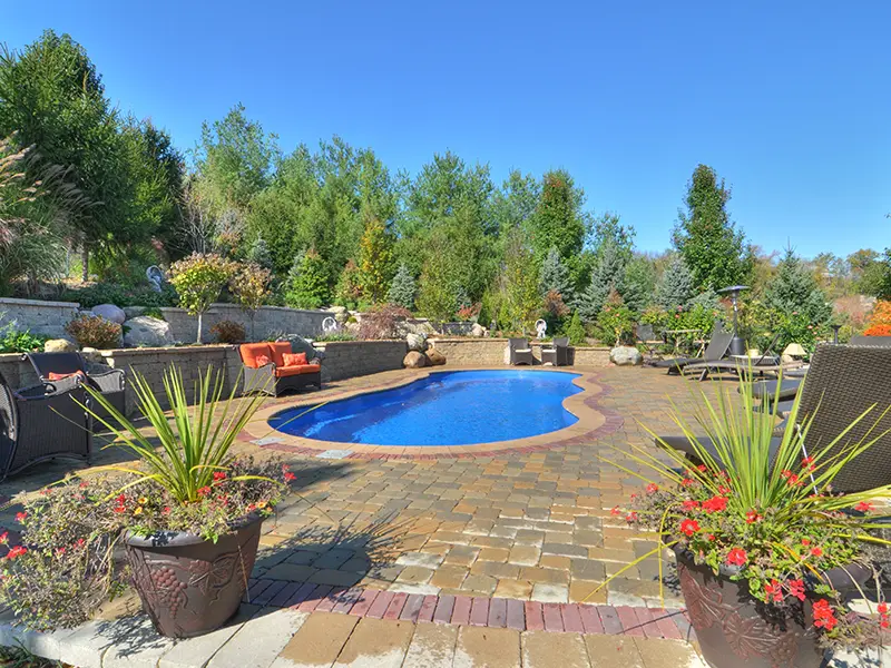 Garden design ideas for fiberglass pools