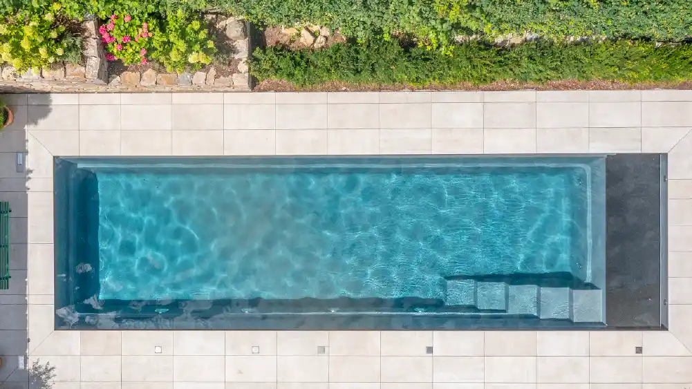 The Science Behind Pool Water Colors