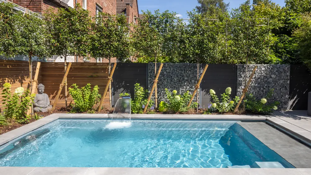 Small Backyard Pools: The Environmental and Financial Benefits