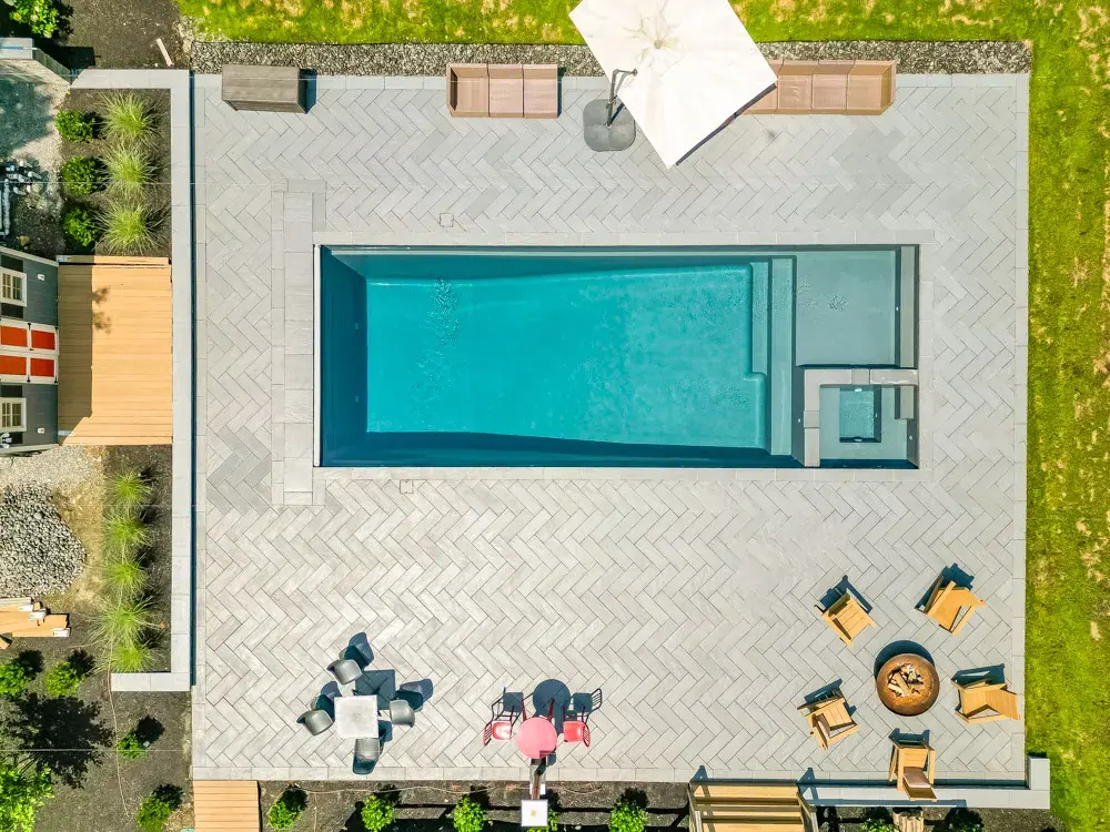 Choosing Leisure Pools means expertise in every aspect of fiberglass pool design