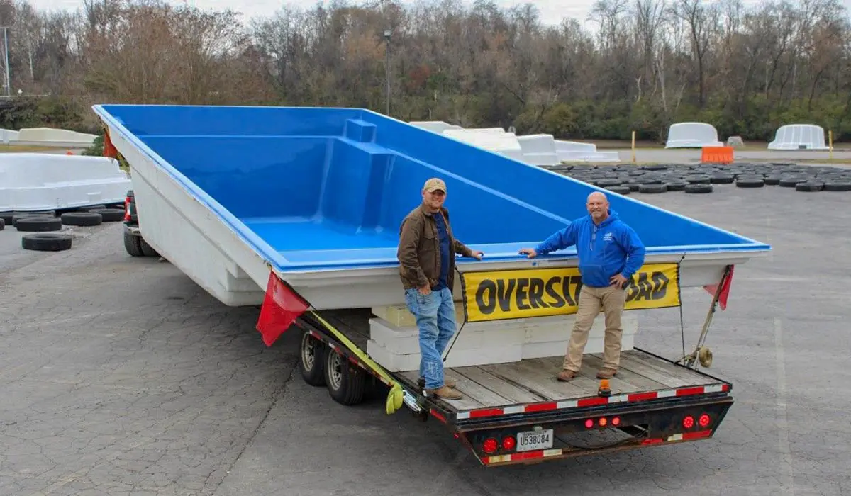 local fiberglass pool supplier