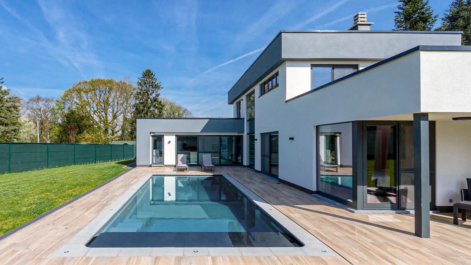 Graphite Grey swimming pool color