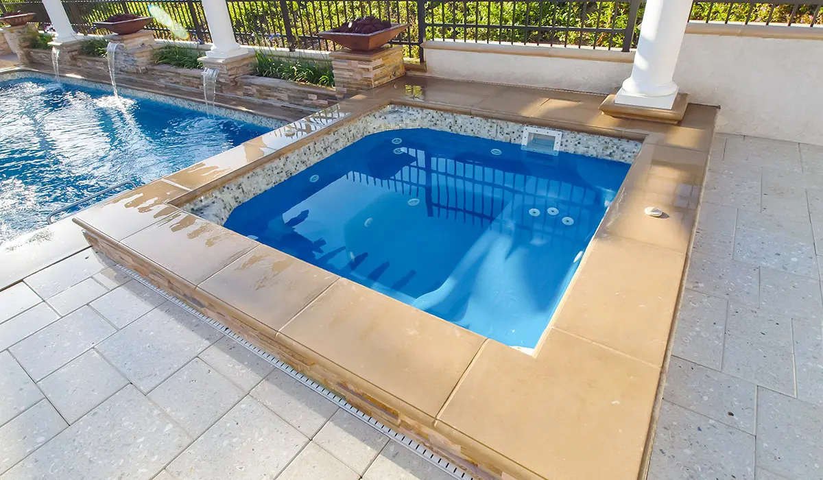 Leisure Pools Sorrento Spa Square